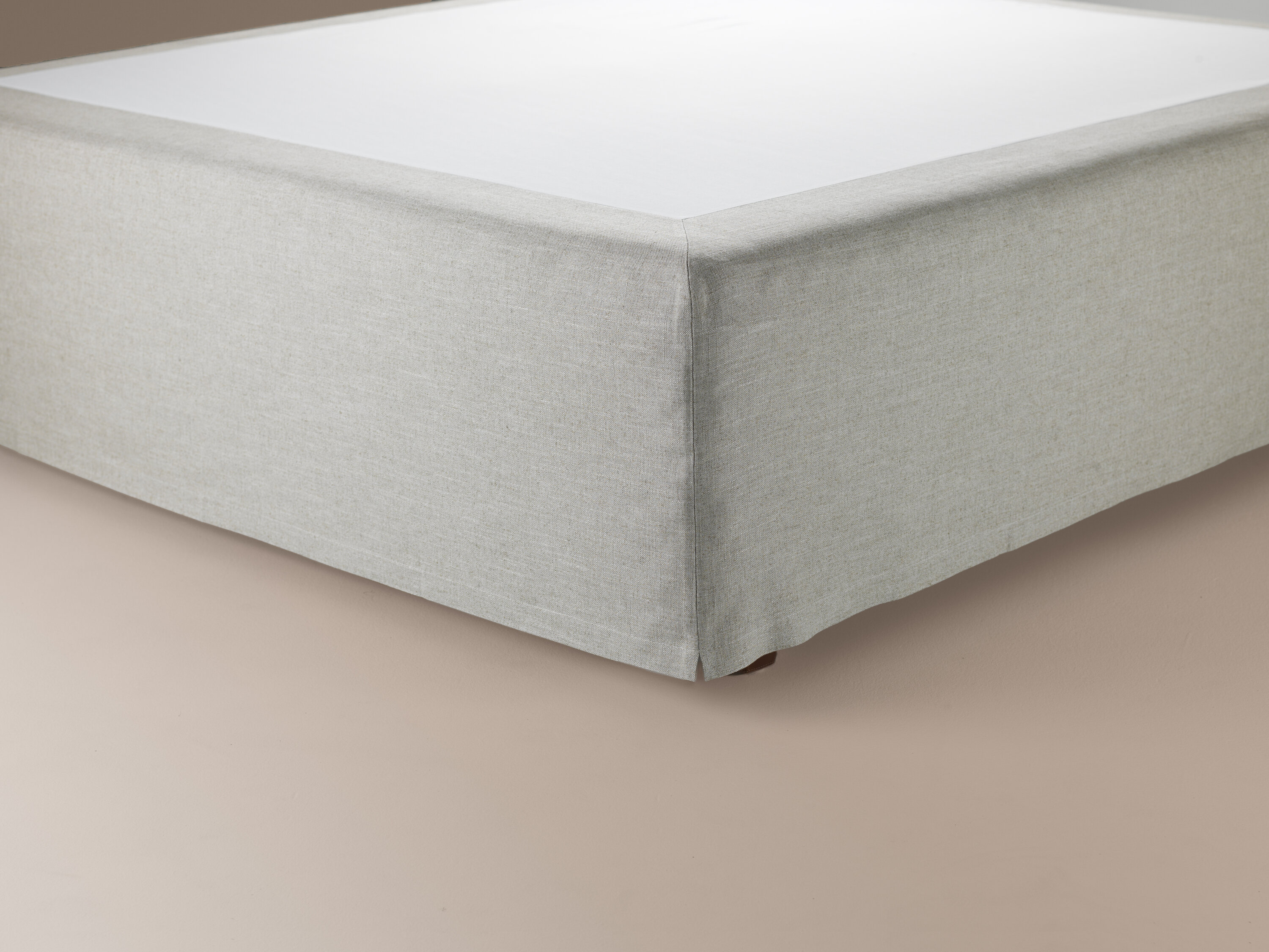 Mathilda bedvolant ruskin 10 quill